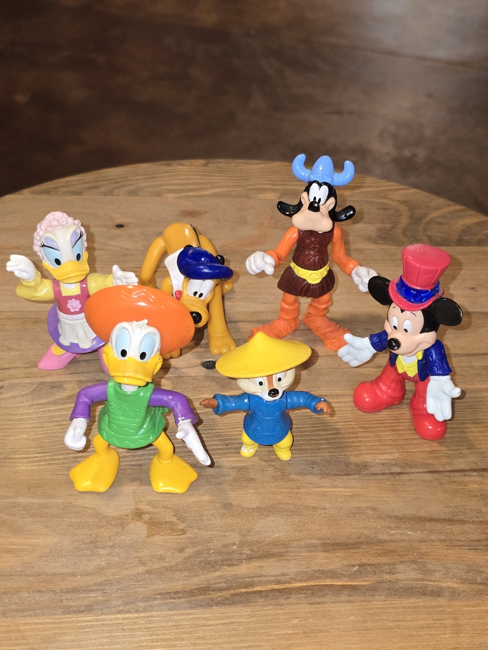 Vintage Disney Mickey & Friends Around the World EPCOT McDonald’s Figures Lot 6